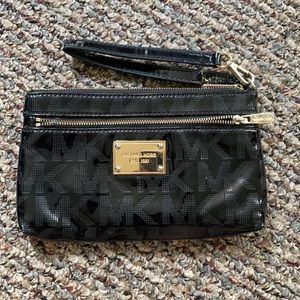 Michael Kors Wristlet
